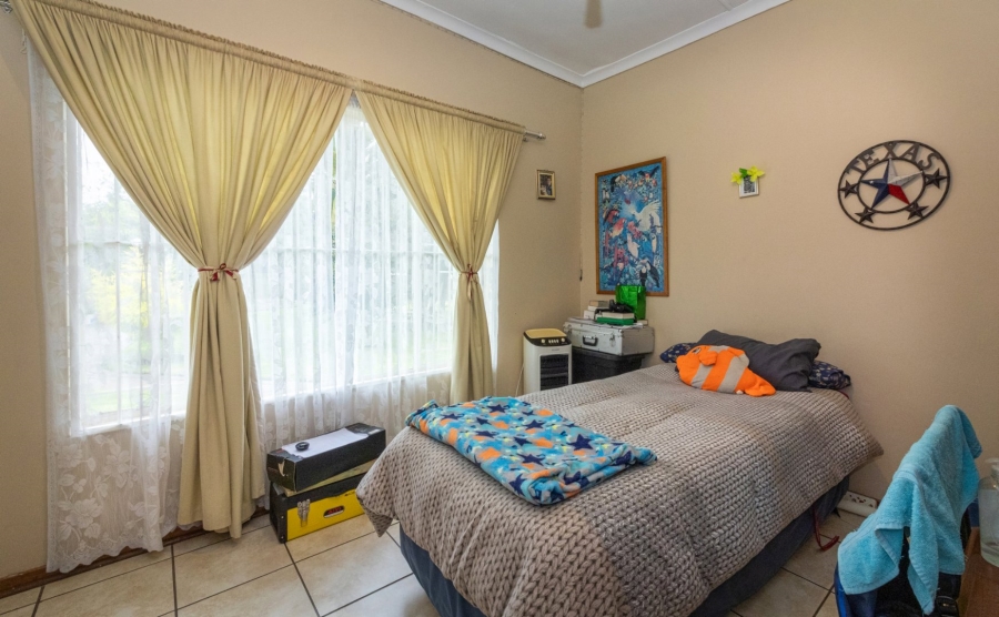 5 Bedroom Property for Sale in Jordania Free State
